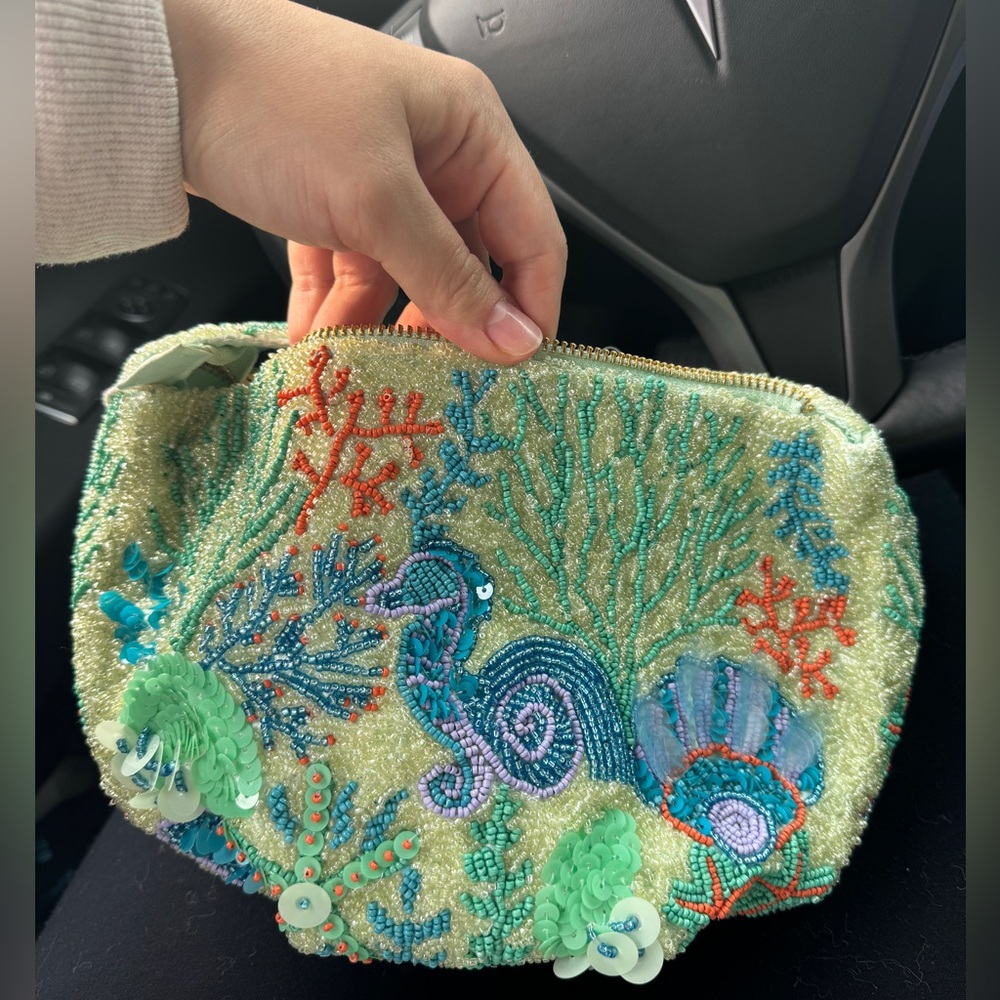 NWT fully beaded coral reef handbag - Picture 3 of 4